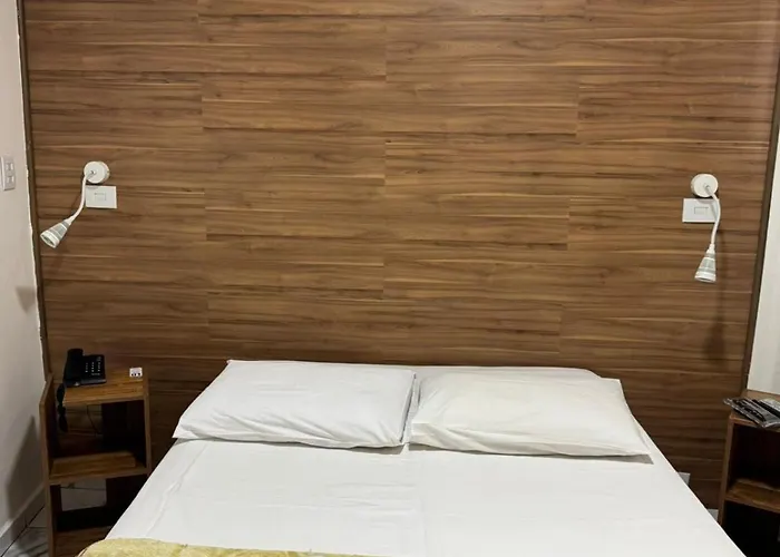 New Point Hotel